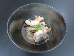 ハモの煮つけ