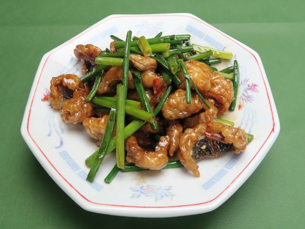 ハモとにらの花のオイスターソース炒め