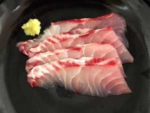 クリックで拡大表示 ホホスジタルミの刺身