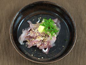 クリックで拡大表示 ヒラの刺身