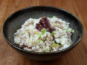 クリックで拡大表示 ヒラスズキの炊き込みご飯