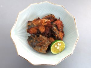 クリックで拡大表示 ヒラソウダの竜田揚げ