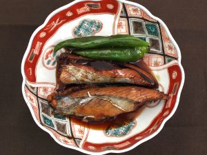 クリックで拡大表示 ヒラソウダ腹もの煮つけ