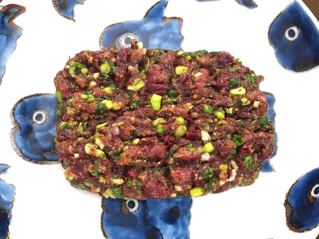 ヒラソウダの血合いのなめろう