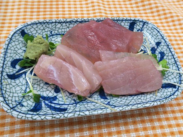 ビンチョウの刺身