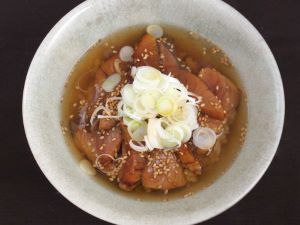 クリックで拡大表示 メジロの茶漬け