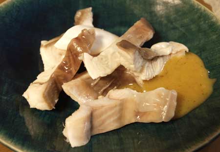 ホシザメの湯ざらし