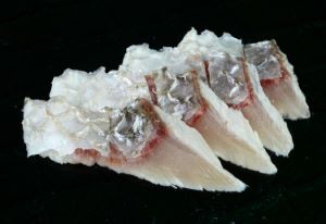 クリックで拡大表示 ボラの湯引き