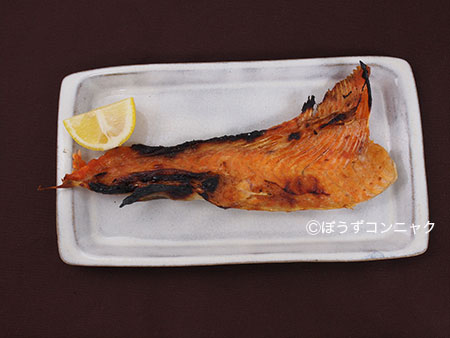 ヤシオマス(ニジマス)の塩焼き