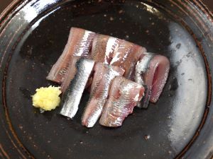 クリックで拡大表示 マイワシの刺身