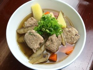 クリックで拡大表示 マイワシのつみれ汁