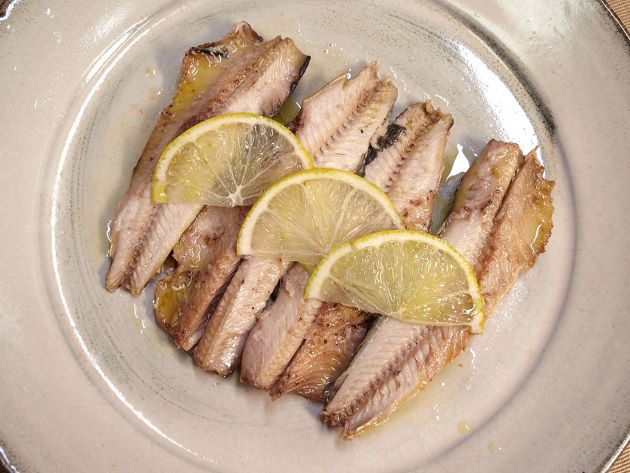 マイワシのオイルサーディン