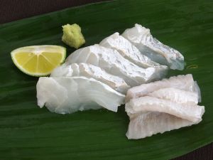 クリックで拡大表示 マコガレイの刺身