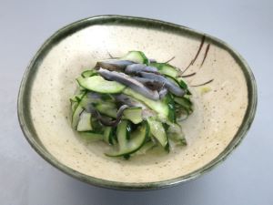 クリックで拡大表示 マスノスケの酢の物