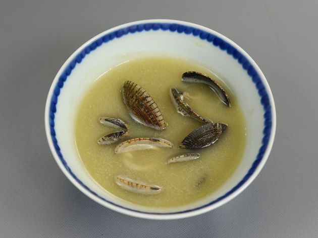 ケマンガイのみそ汁