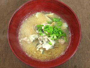 クリックで拡大表示 ハゼのみそ汁