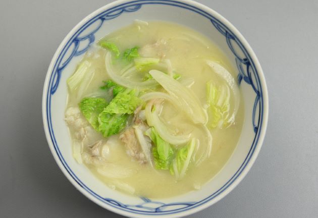 体に黒くて細い筋のあるタイプ。