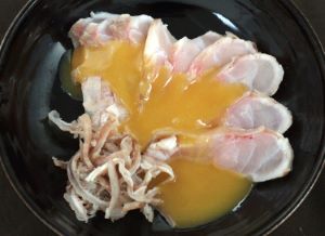 クリックで拡大表示 キテンハタの湯引き