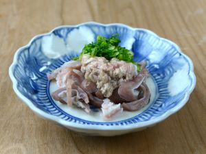 クリックで拡大表示 きんきの胃袋肝和え