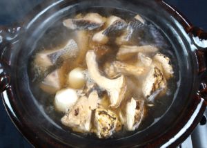 クリックで拡大表示 メダイの煮つけ