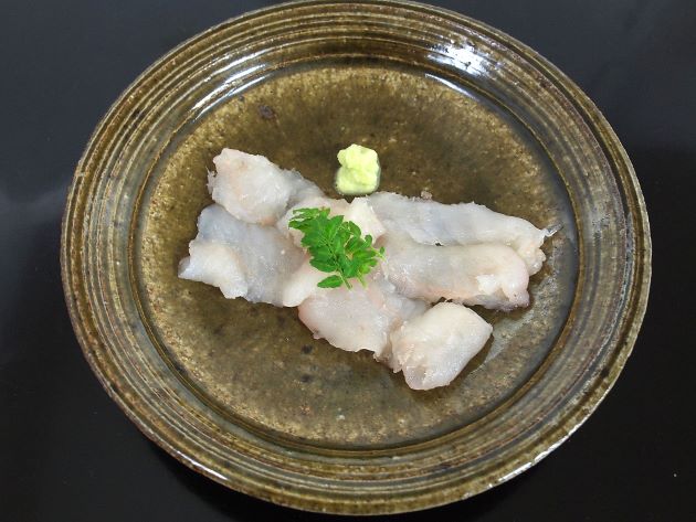 フサギンポの昆布締め