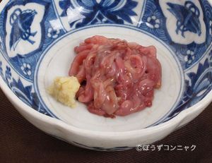 クリックで拡大表示 ユムシの刺身