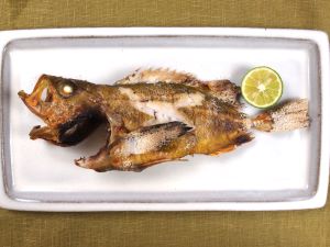 クリックで拡大表示 ヤナギノマイの塩焼き