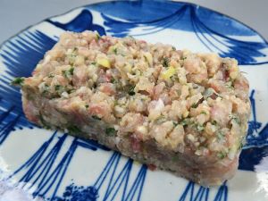 クリックで拡大表示 イサキのなめろう