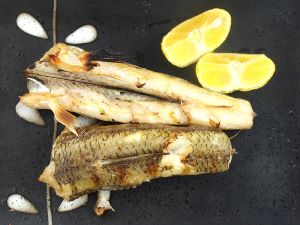クリックで拡大表示 えその塩焼き