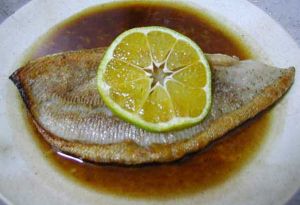 クリックで拡大表示 アカエイのムニエル