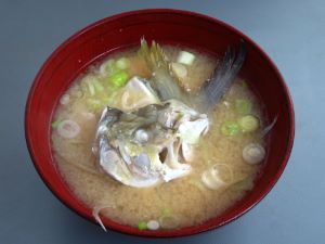クリックで拡大表示 テンジクアジのみそ汁