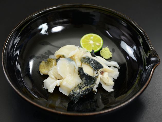 ラクダガイの刺身