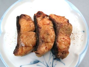 クリックで拡大表示 ブラウントラウトの山椒焼き