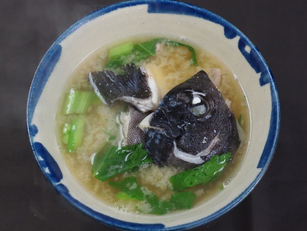 イシダイのみそ汁