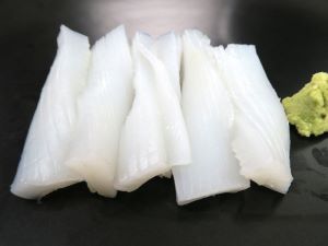 クリックで拡大表示 アオリイカの刺身