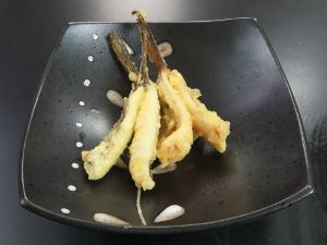 クリックで拡大表示 トビヌメリの天ぷら