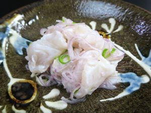 クリックで拡大表示 キツネベラのセビチェ