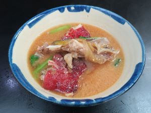 クリックで拡大表示 キツネベラの魚汁