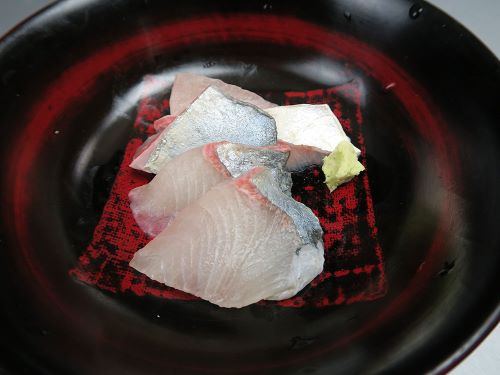 マブタシマアジ 魚類 市場魚貝類図鑑