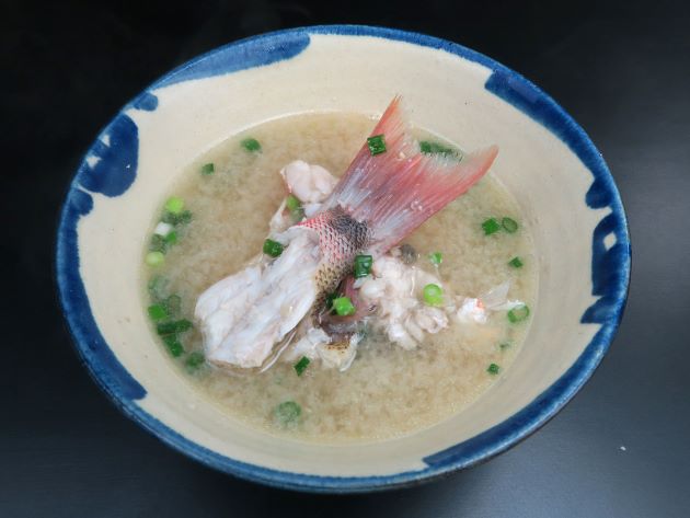 アミメフエダイのみそ汁