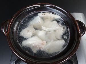 クリックで拡大表示 コクハンアラの水炊き