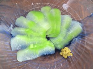 クリックで拡大表示 ゆうがおの刺身