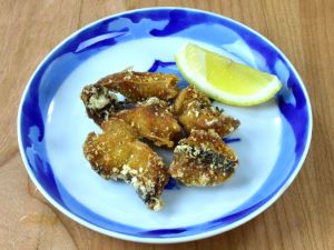 クリックで拡大表示 イラブチの唐揚げ
