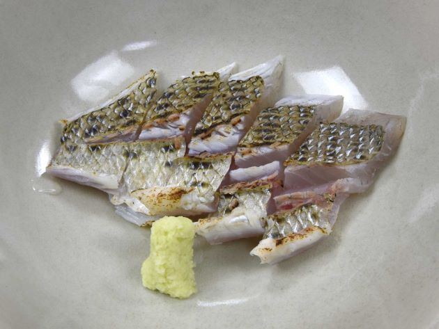 アマイユーの焼霜造り