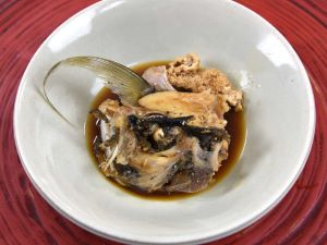 クリックで拡大表示 ガーラの煮つけ