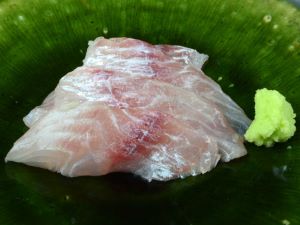 クリックで拡大表示 ヒシムチグヮーの刺身