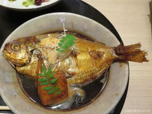 クリックで拡大表示 イボダイの煮つけ