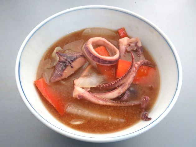 スルメイカのみそ汁