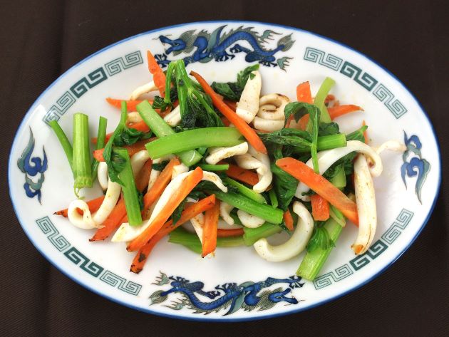 スルメイカと野菜炒め