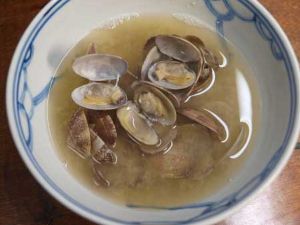 クリックで拡大表示 アサリのみそ汁